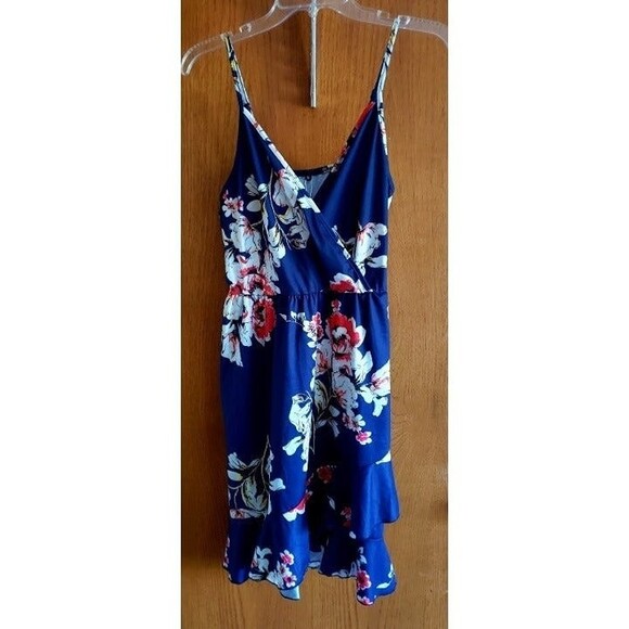Ultranice--Women's Mini, Sleeveless, Sling, Bodycon, Midi Dress Size: M (NWT) - Picture 1 of 7